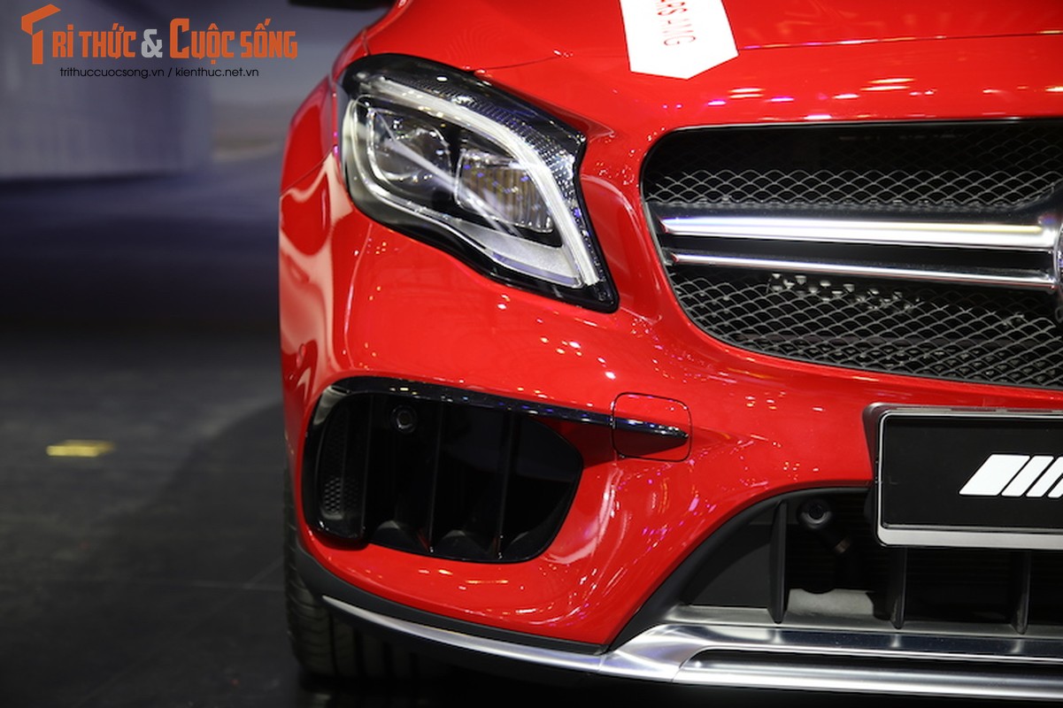 Can canh Mercedes GLA 45 AMG gia 2,4 ty tai VN-Hinh-4